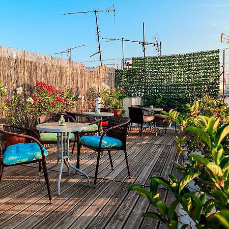 Renovated Apartment With Roof Garden Access, 15 M Walk To Acropolis Athens Ngoại thất bức ảnh