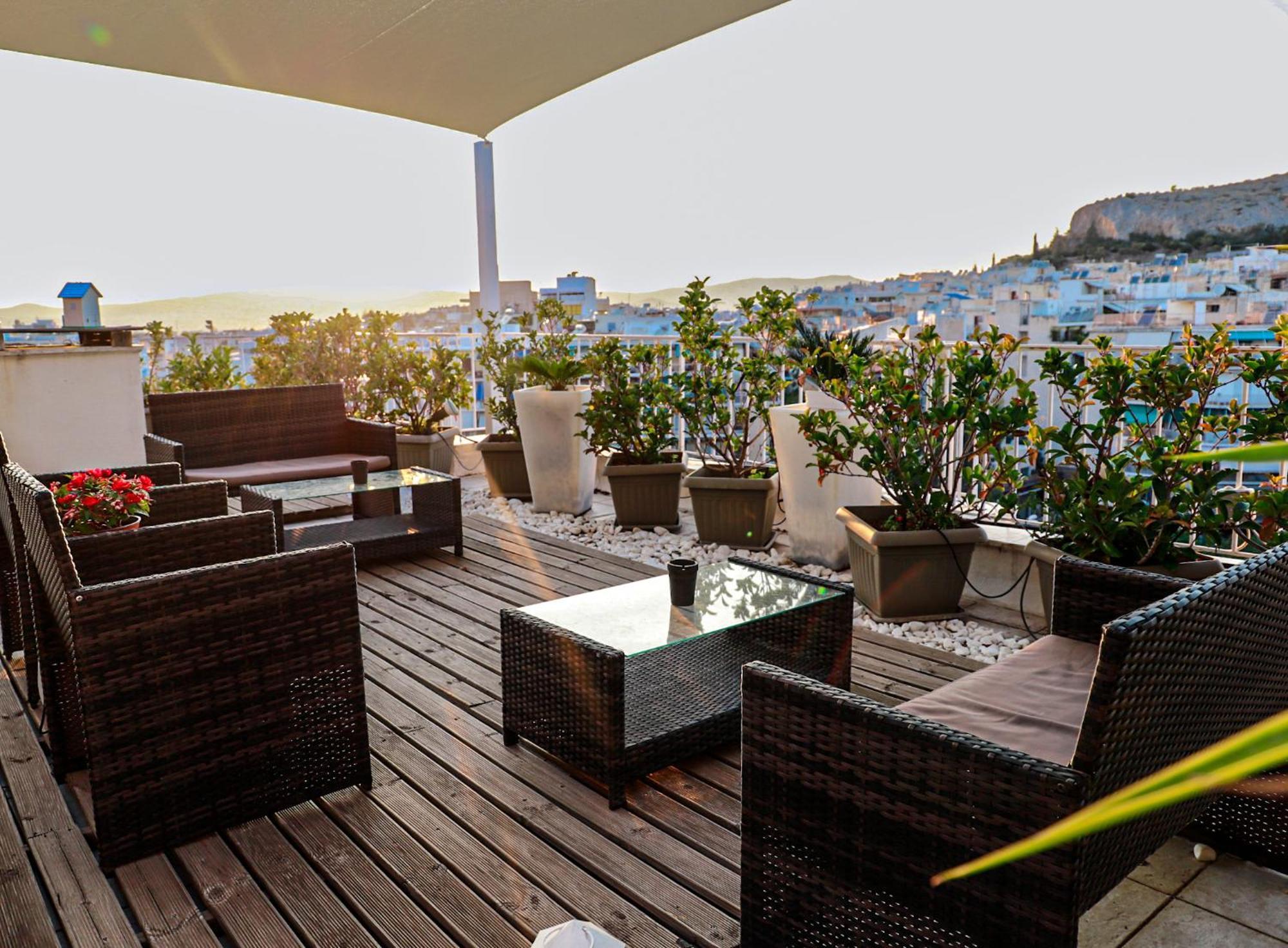 Renovated Apartment With Roof Garden Access, 15 M Walk To Acropolis Athens Ngoại thất bức ảnh