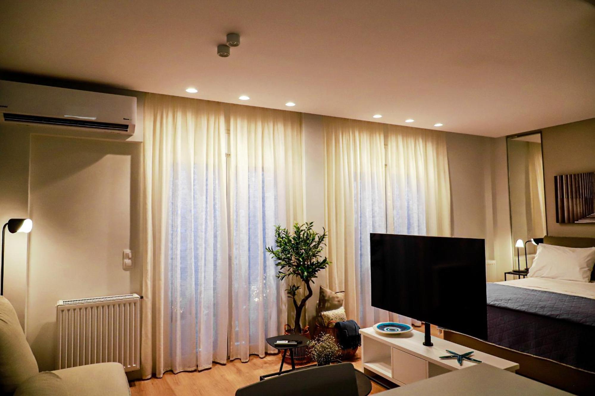Renovated Apartment With Roof Garden Access, 15 M Walk To Acropolis Athens Ngoại thất bức ảnh