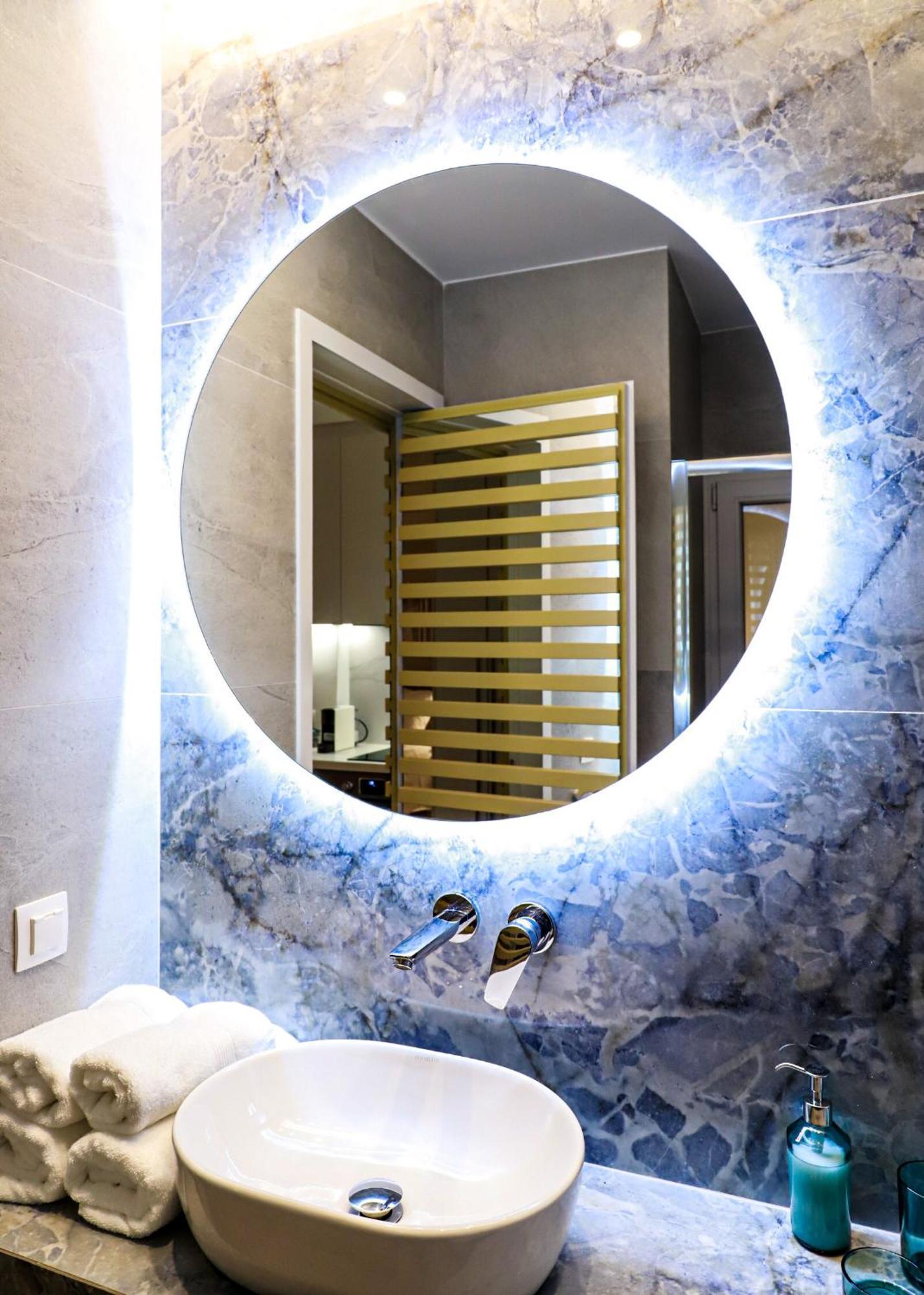 Renovated Apartment With Roof Garden Access, 15 M Walk To Acropolis Athens Ngoại thất bức ảnh