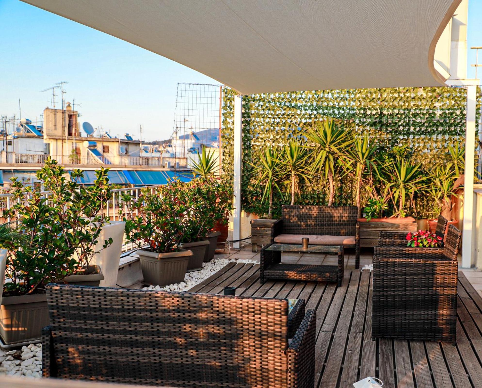 Renovated Apartment With Roof Garden Access, 15 M Walk To Acropolis Athens Ngoại thất bức ảnh