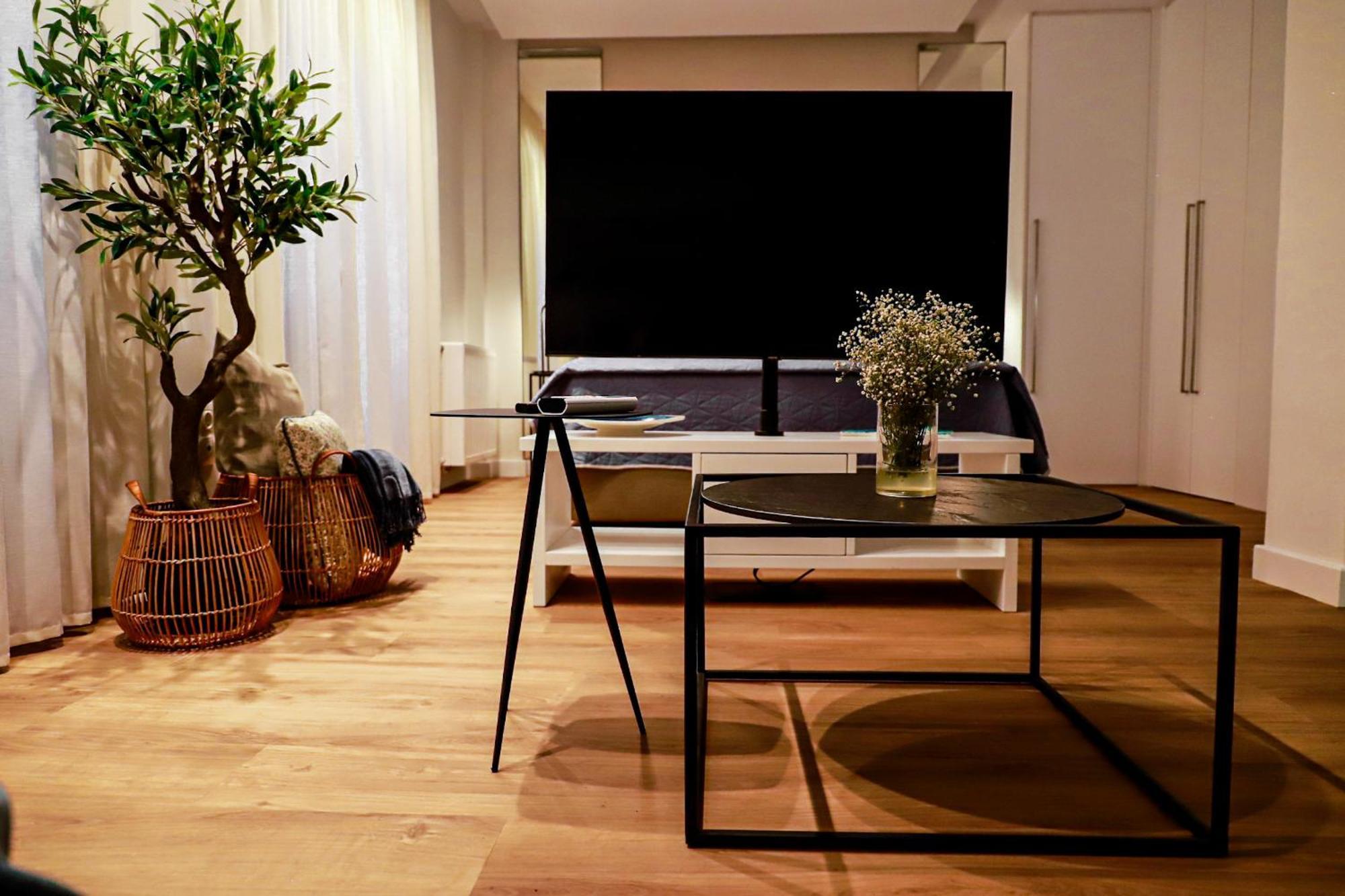 Renovated Apartment With Roof Garden Access, 15 M Walk To Acropolis Athens Ngoại thất bức ảnh