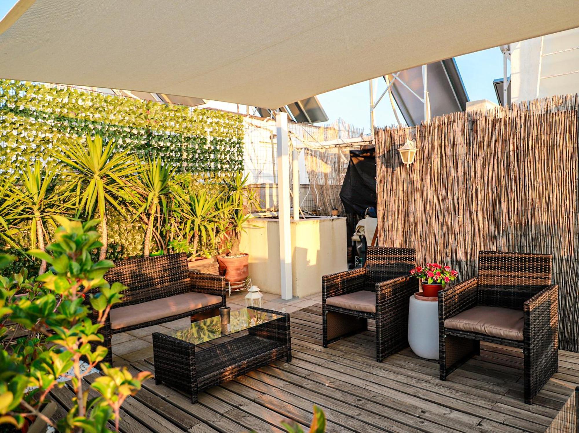Renovated Apartment With Roof Garden Access, 15 M Walk To Acropolis Athens Ngoại thất bức ảnh